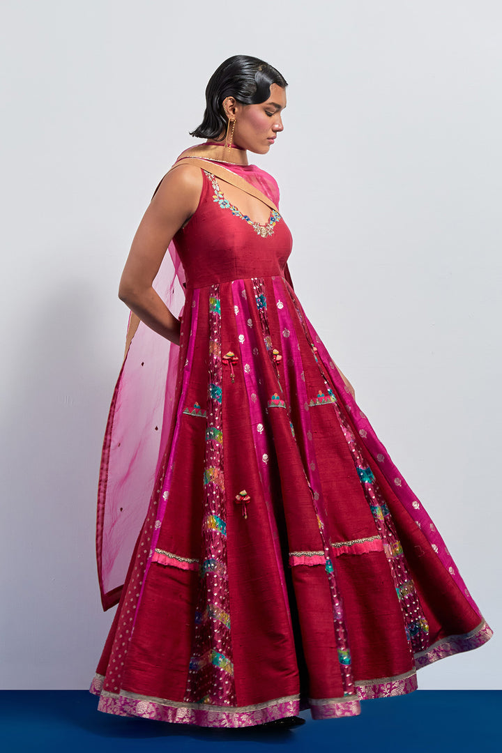 Magenta embroidered anarkali dupatta set.