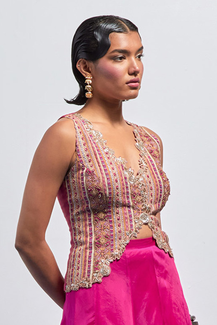 Nude-Pink Embroidered Scallop Corset+Fuschia Organza Flared Skirt