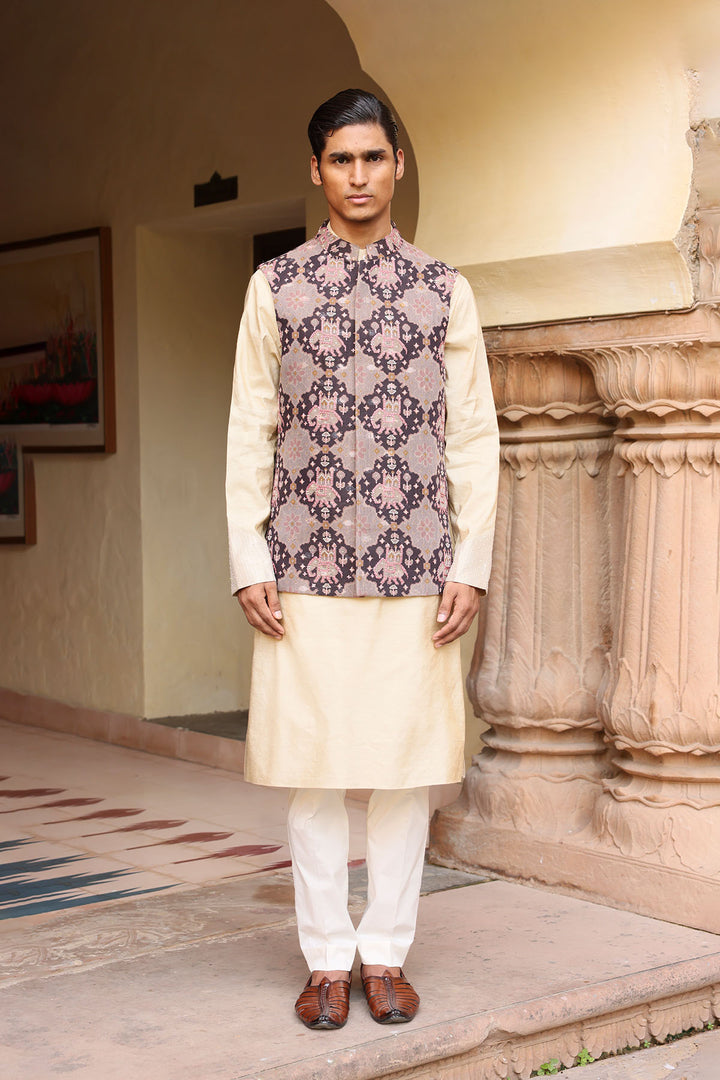 Cream kurta set with statement jacket