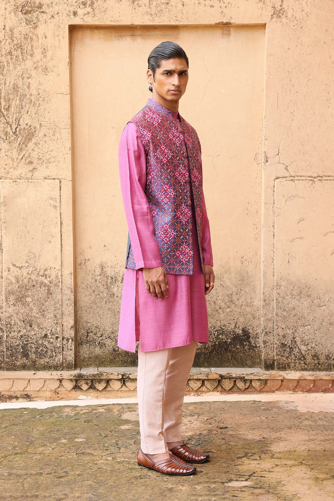 Pink Patola Silk Bundi Set