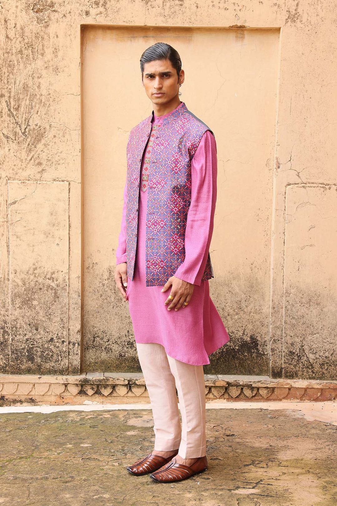 Pink Patola Silk Bundi Set