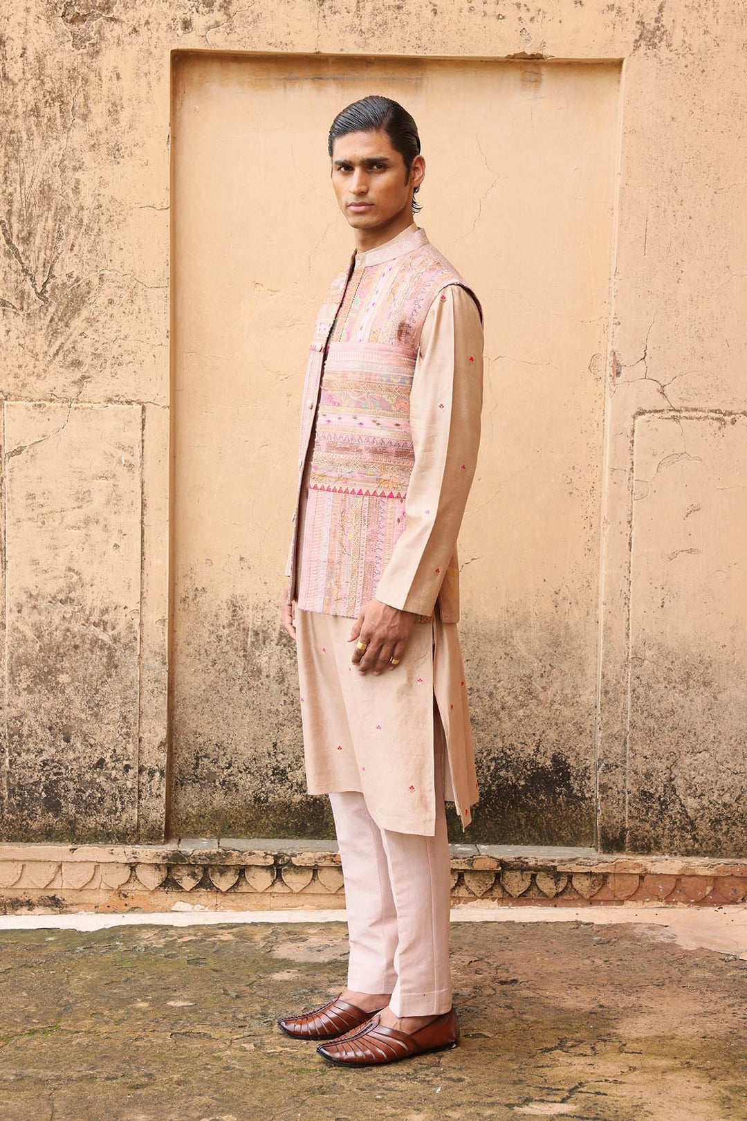 Pink Silk Textured Bundi Set