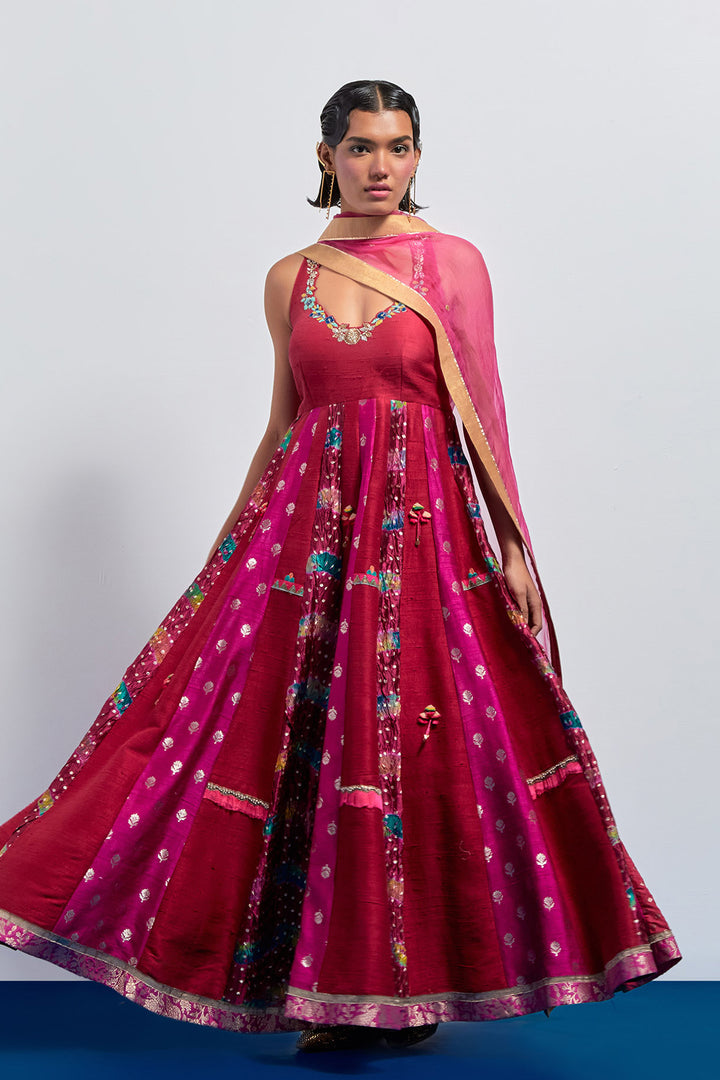 Magenta embroidered anarkali dupatta set.