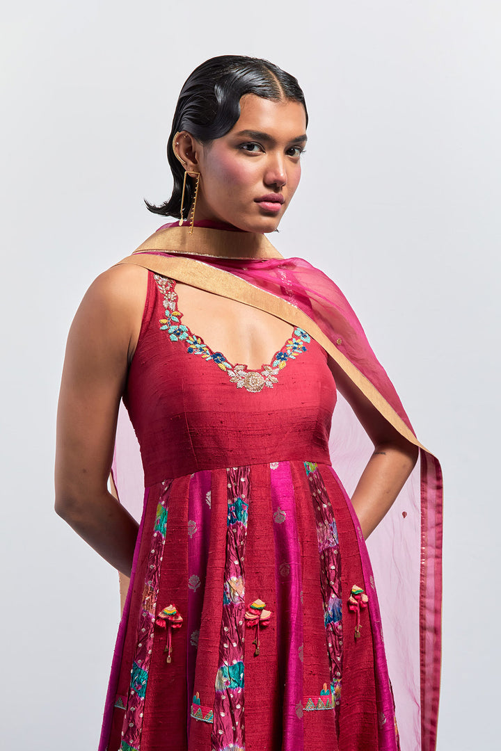 Magenta embroidered anarkali dupatta set.