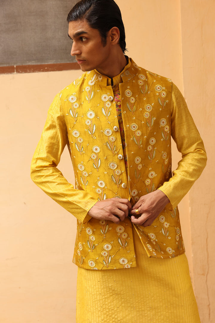 Marigold Yellow Silk Brocade Floral Bandi Set