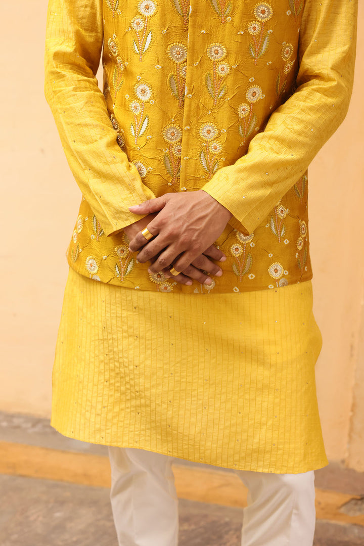Marigold Yellow Silk Brocade Floral Bandi Set