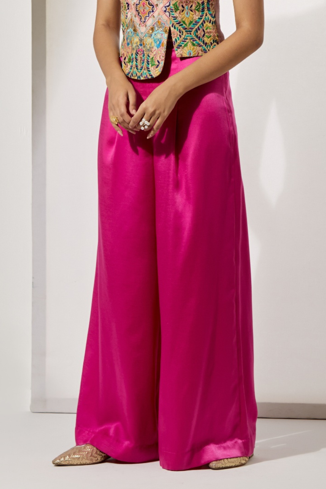 Multicolor Garden Embroidered Corset+Fuchsia High-Waist Pleated Palazzo Pants