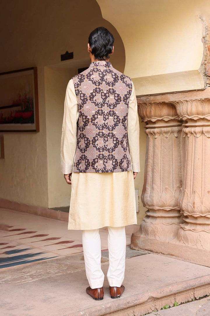 Cream kurta set with statement jacket