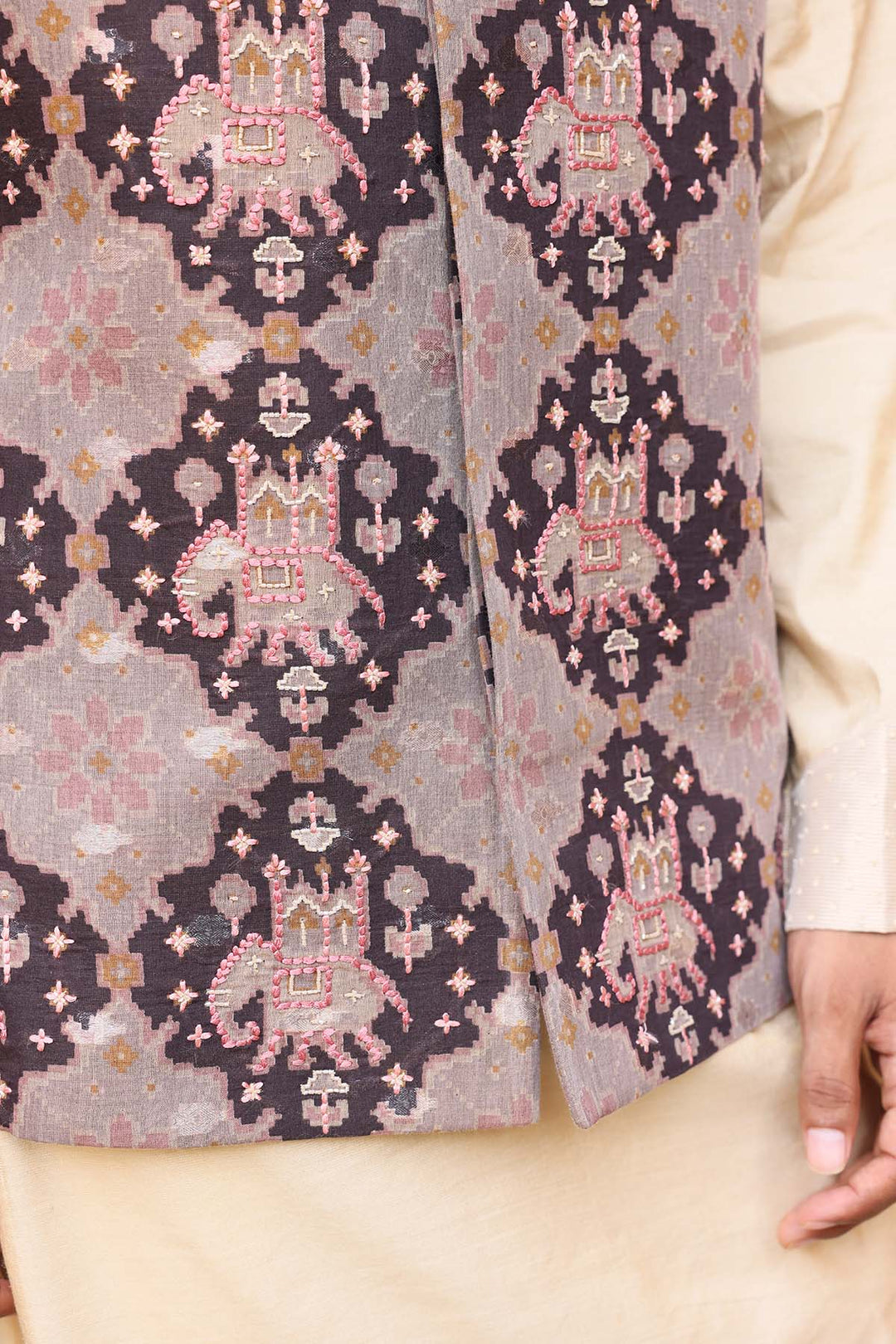 Cream kurta set with statement jacket