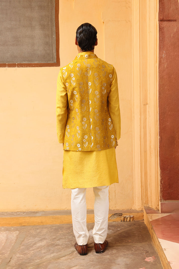 Marigold Yellow Silk Brocade Floral Bandi Set